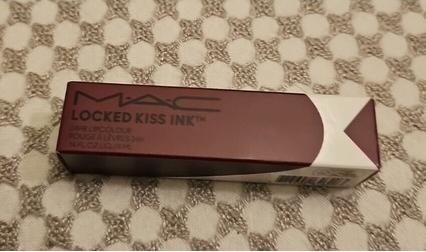 Produktbild MAC Cosmetics M.A.C. Locked Kiss Ink FRUITFUL (Fruitful)