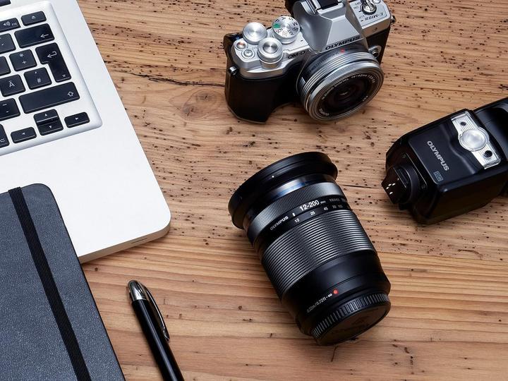 Actual product image Olympus ED 12-200mm f/3.5-6.3 (Micro Four Thirds, Micro Four Thirds)