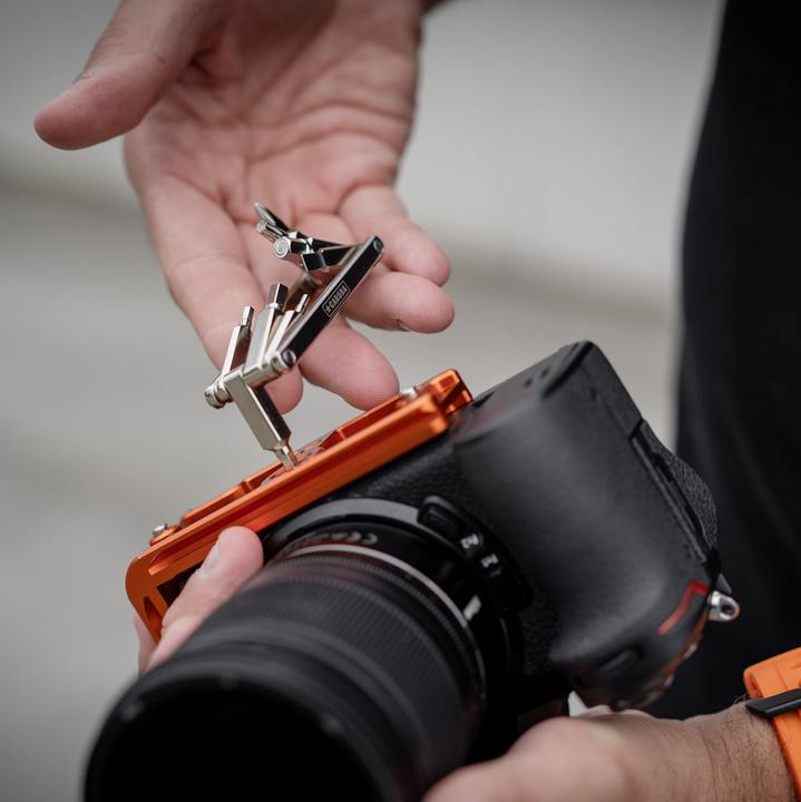 Actual product image Caruba Multitool 8 in 1 Slim (8 Functions)