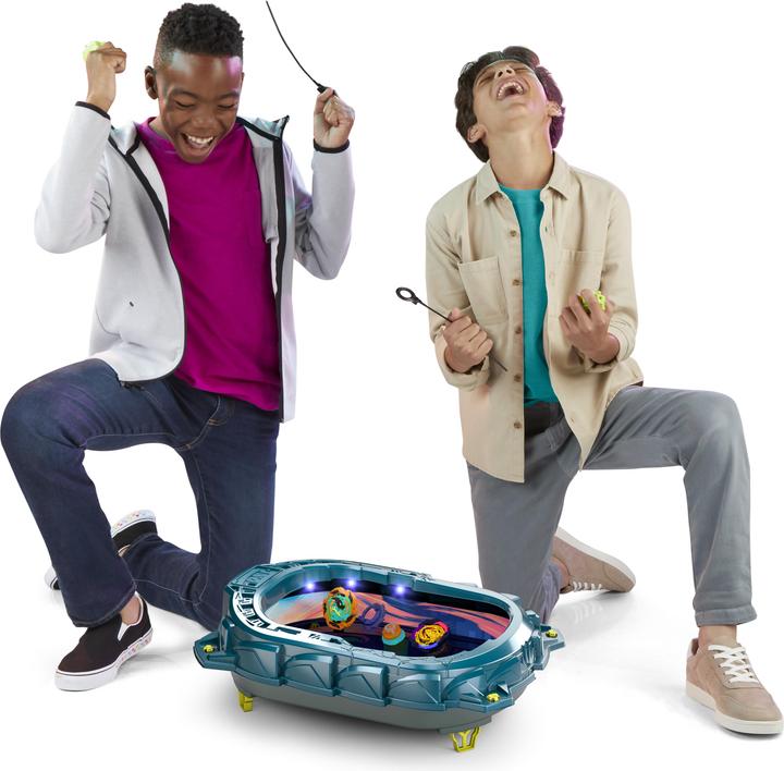Actual product image Hasbro Beyblade Burst QuadStrike Light Ignite Beyblade Stadium Battle Set (German, French, Dutch, Swedish, Italian, Portuguese, English)
