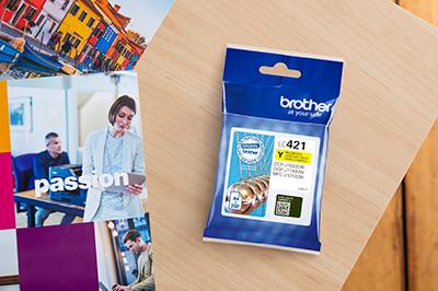 Produktbild Brother Tintenpatrone yellow (Y)