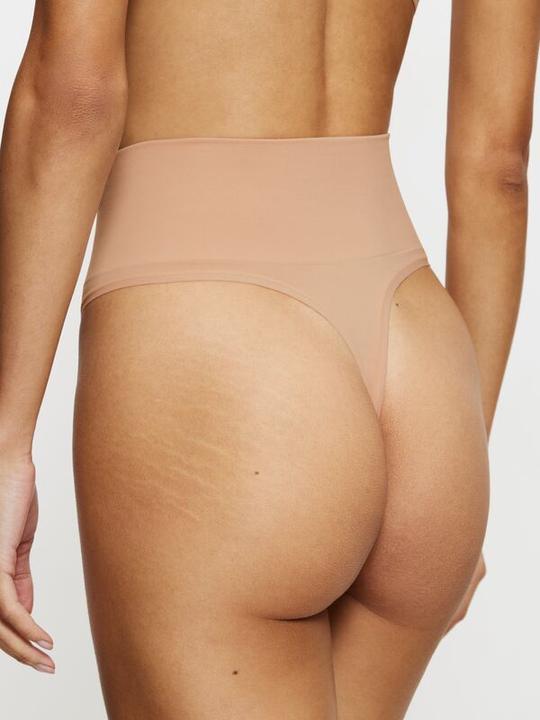 Produktbild Triumph Soft Sculpt Bandeau String (40)