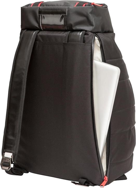 Actual product image D_b_ The Hugger (30 l)