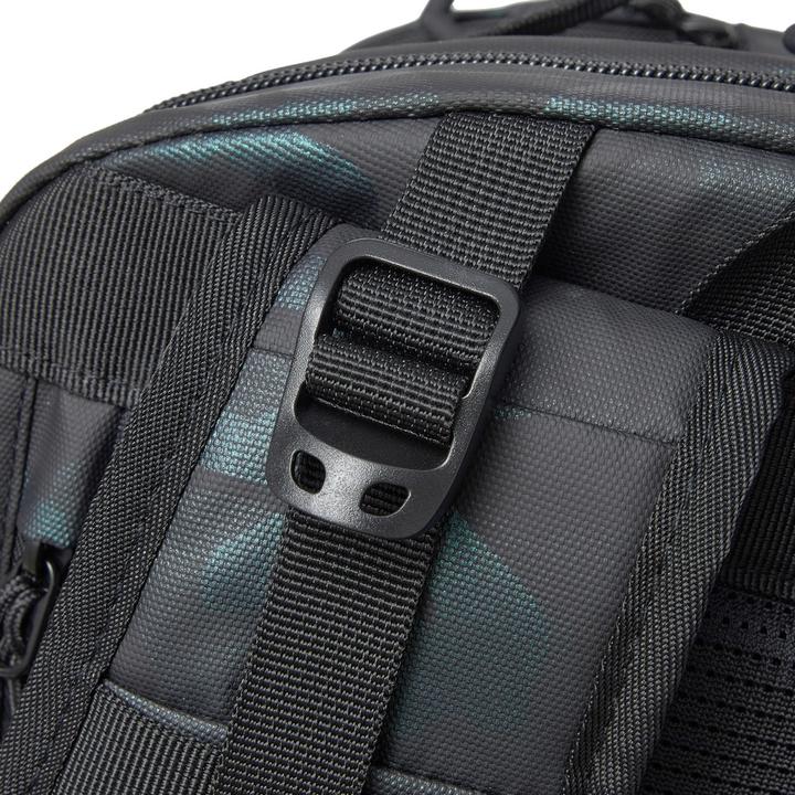 Actual product image Rivacase Riva Rucksack Sherwood 32L navy 7663 (32 l)