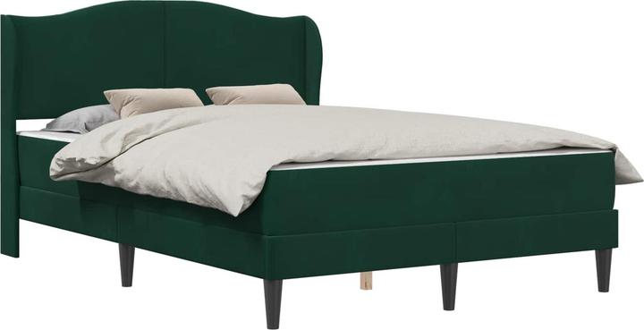 Vert foncé
