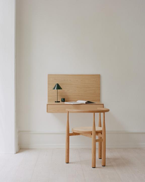 Actual product image New works Tana (85 x 47.5 x 58 cm)