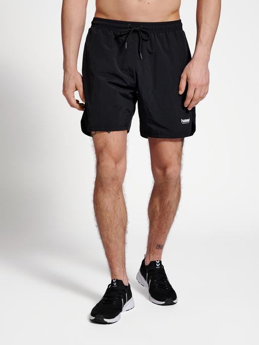 Actual product image hummel Hmllgc Travis Woven Shorts (L)