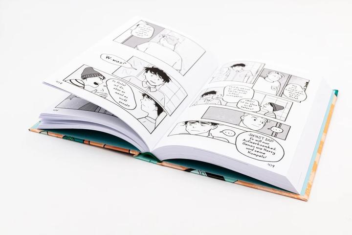 Actual product image Heartstopper Volume 2 (deutsche Hardcover-Ausgabe) (German, Alice Oseman, Loewe Graphix, Vanessa Walder, 2022)