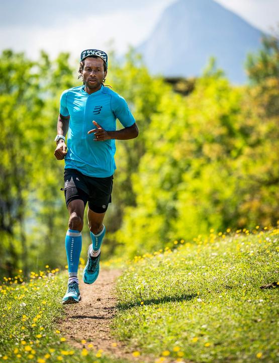 Produktbild Compressport Trail Half-Zip Fitted SS Top (XL)