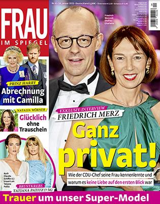 Frau Im Spiegel (12 Monate, Physisch)