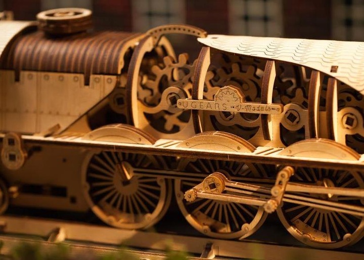 Image du produit Ugears Locomotive V-Express avec wagon