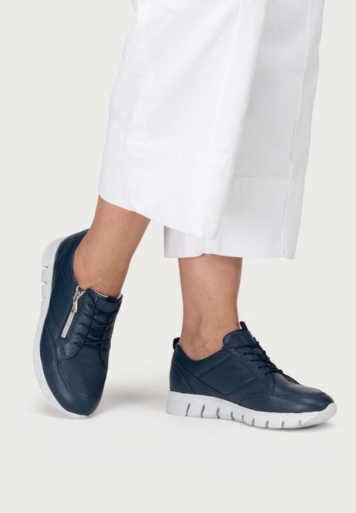 Actual product image Vitaform Sneaker Hirschleder Soft (37)