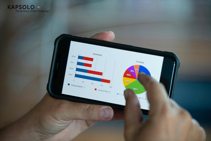 Actual product image Kapsolo 9H Anti-Glare - anti-glare screen protector / screen protector filter for iPhon (Apple iPhone 12 Pro Max)