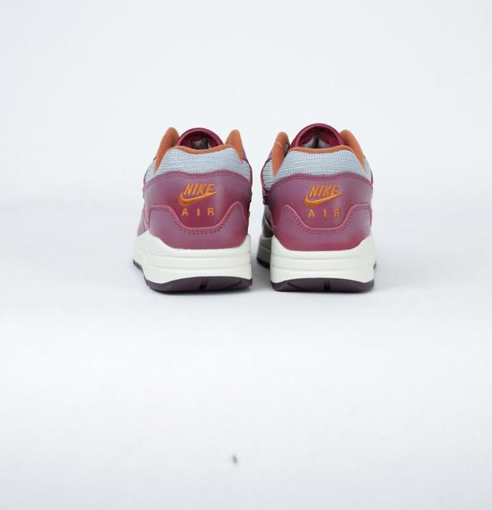 Produktbild Nike Schuhe Air Max1 /P (42.5)