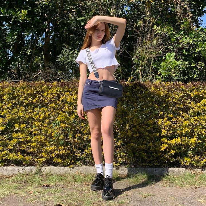 Produktbild Only-Bags.Store Handy Umhängetasche, Vegan Leder Crossbody Bag Umhängetasche mit verstellbarem abnehmbarem breitem