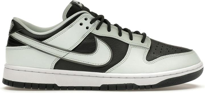 Produktbild Nike Dunk Low Dark Smoke Grey Barely Green (49.5)