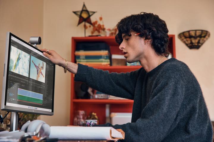 Produktbild HP ENVY 27-cp0790nz i7 /2TB NVIDIA RTX 3060 (2000 GB, 32 GB, Intel Core i7-12700)