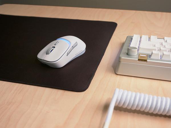 Produktbild Glorious Model D 3 Wireless Mouse White (Kabellos)