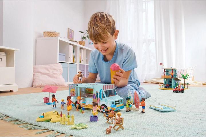 Actual product image Playmobil Ice cream truck with surf shop (71904, Playmobil My Life)