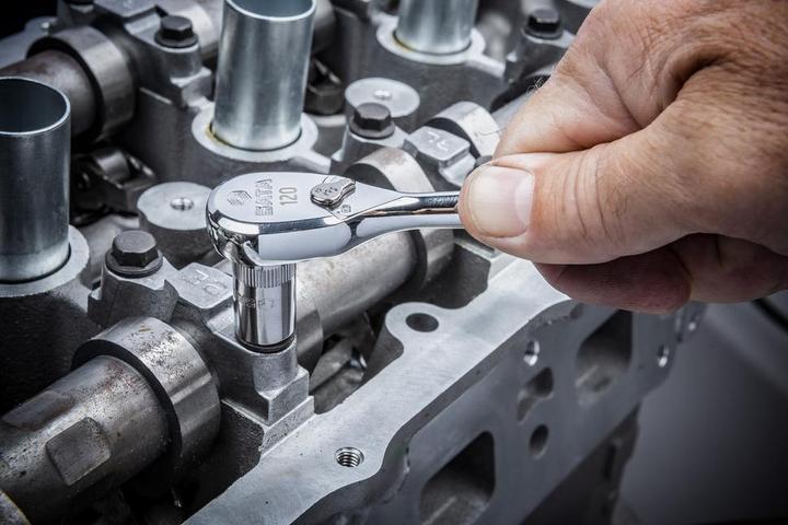 Actual product image SATA Reversible ratchet, fine toothing, 1/4 " (1/4")