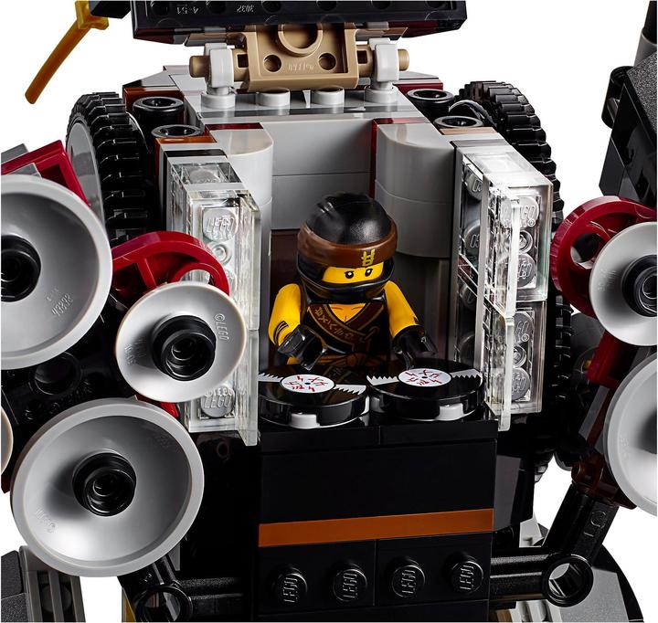 Actual product image LEGO Ninjago Cole's Thunder Megh (70632, LEGO Ninjago)