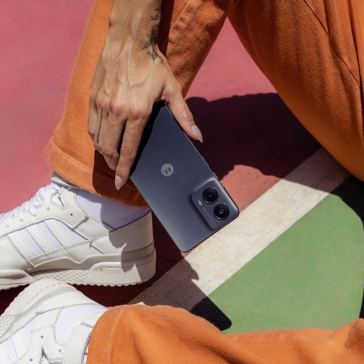 Actual product image Motorola moto g24 (128 GB, Charcoal Mat, 6.56", Dual SIM, 50 Mpx, 4G)