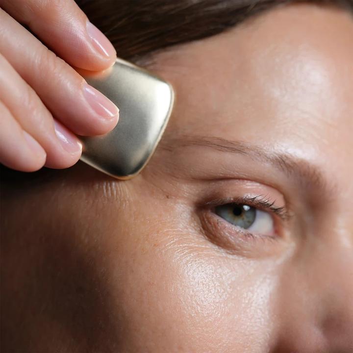 Actual product image Sisley Supremÿa La Nuit Le Grand Soin Yeux Anti-Âge (Eye Care Cream, Night, 15 ml)