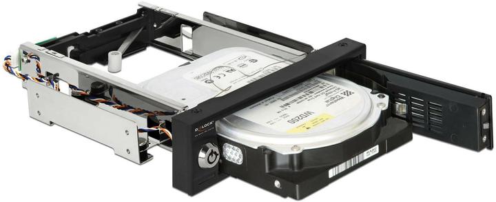 Produktbild Delock 5.25-Einbaurahmen 3.5 SATA HDD geschützt, Hot-Swap