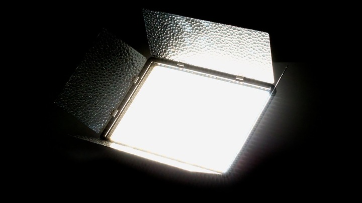 Actual product image Roko LED-600C BiColor LED Luminaire (Studio light)