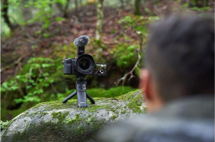 Produktbild Sony Alpha 7C (24.20 Mpx, Vollformat)