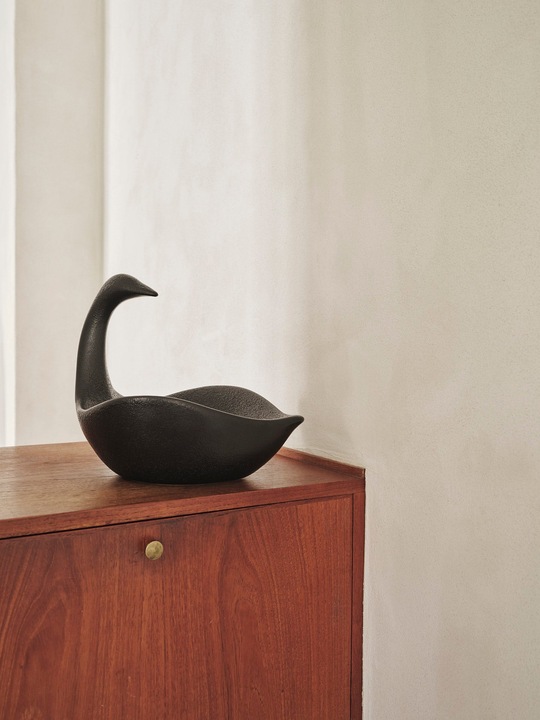 Produktbild Ferm Living Swan Centrepiece (27 x 32 cm)