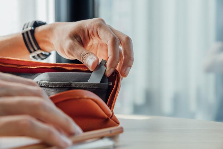 Immagine prodotto Orbitkey Astuccio da scrivania