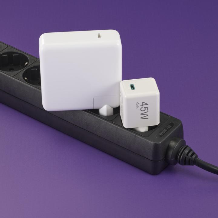 Image du produit Hama Chargeur rapide, USB-C, PD/QC/GaN, super-mini-chargeur, 45 W, blanc (45 W, 1 portion)