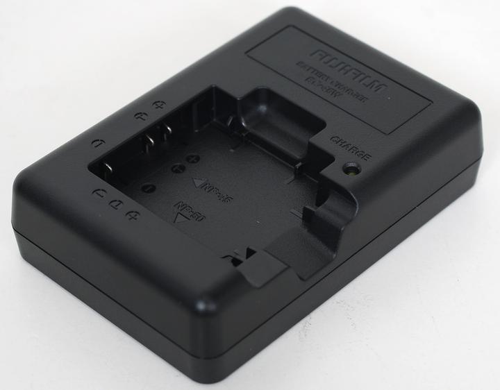 Fujifilm BC-45W Ladegerät für Akku NP-45/NP-50 (Kamera Akku Ladegerät)