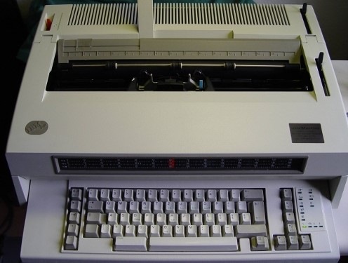Produktbild IBM 6783 Typenrad Schreibmaschine, neuwertig mit 24 Monaten Garantie