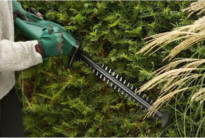 Produktbild Bosch Home & Garden Heckenschere UniversalHedgeCut 50 (Netzbetrieb)
