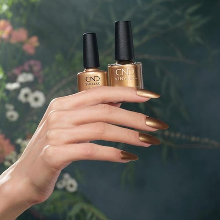 Produktbild CND Vinylux Magical Botany Collection It's Getting Golder 0.5oz 15ml