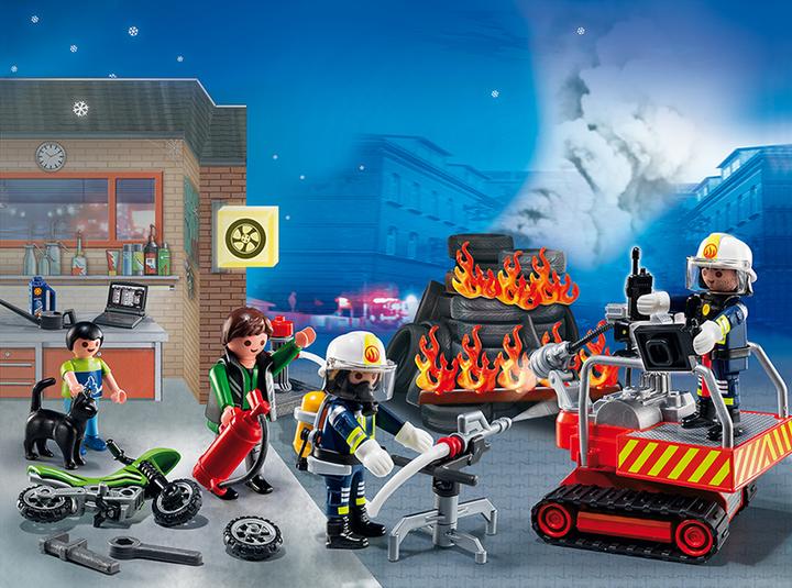Image du produit Playmobil Calendrier de l'avent "Déploiement des pompiers" avec jeu de cartes