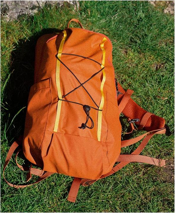 Actual product image Elliker Keswick Zip Top Backpack (22 l)