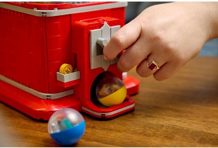Produktbild LEGO Spielzeugautomat mit Minifiguren (21358, LEGO Ideas)