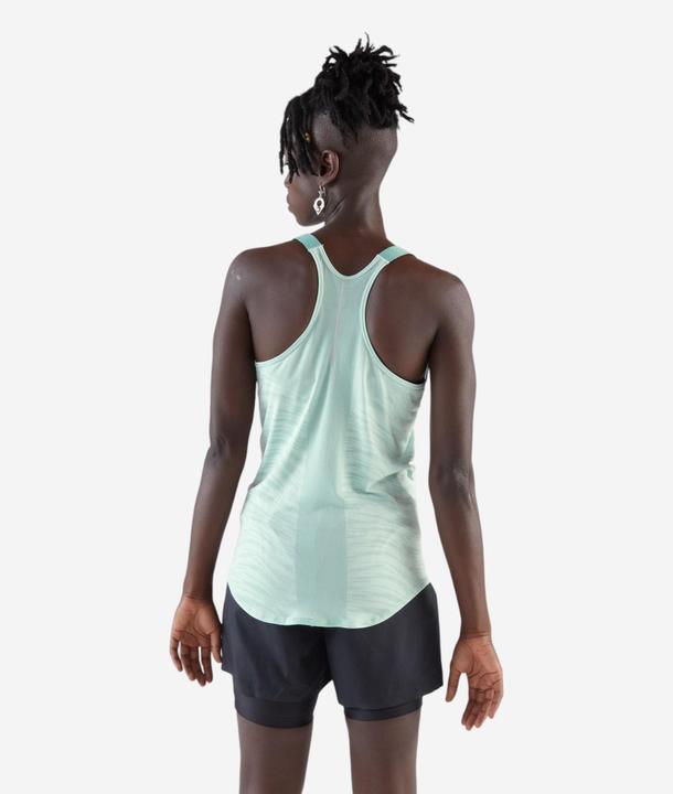 Actual product image Kiprun Run 500 women's running tank top with built-in bra - green (S)