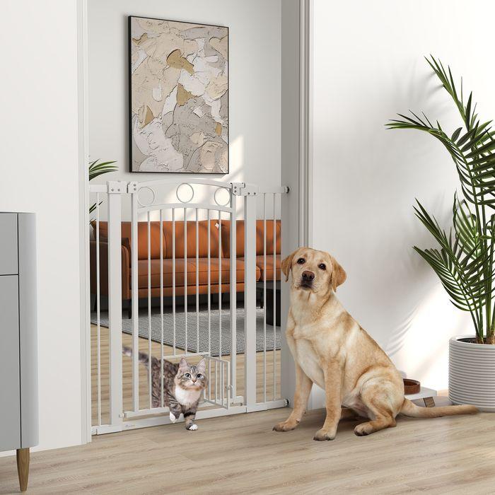Actual product image Swisshandel24 Türschutzgitter Hund, 76-104 cm Absperrgitter ohne Bohren, mit Katzentüre, Treppengitter, weiss