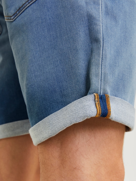 Actual product image Jack & Jones Regular Fit Regular Fit Shorts Regular Fit Shorts (XL)