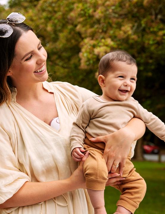 Actual product image Momcozy M6 Hands-free Breast Pump Red Double Packs