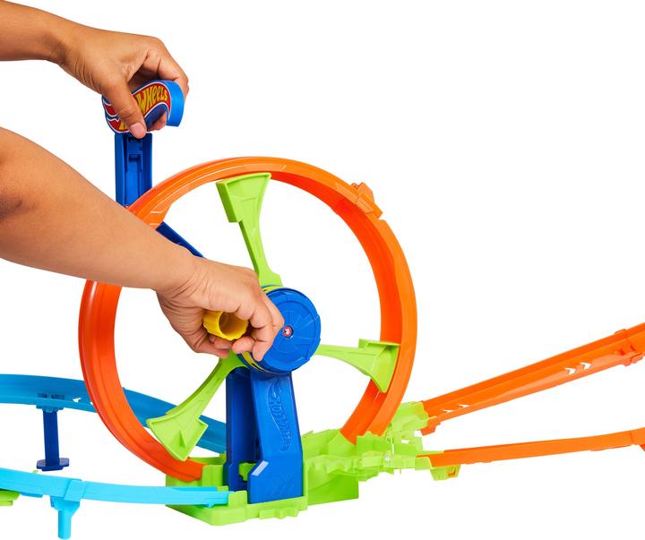 Actual product image Hot Wheels Action Loop & Crash