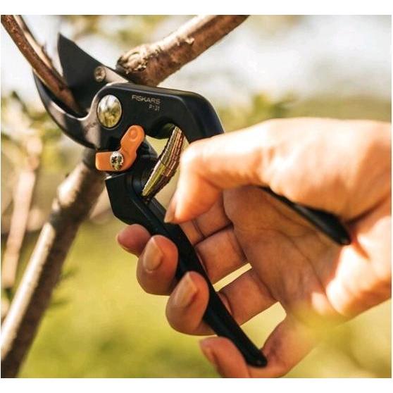 Thumbnail - Fiskars, Gartenschere, Solid BypassGartenschere P131