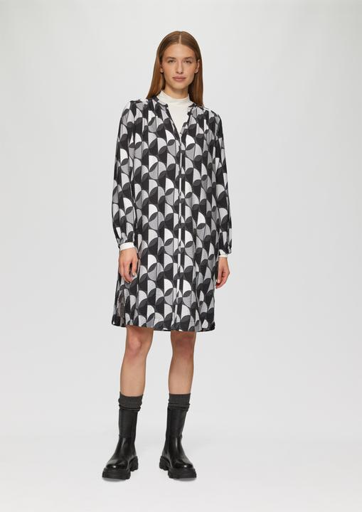 Produktbild S.Oliver Kleid Viskose-Kleid mit All-over-Print und seitlichen Eingrifftaschen (36)