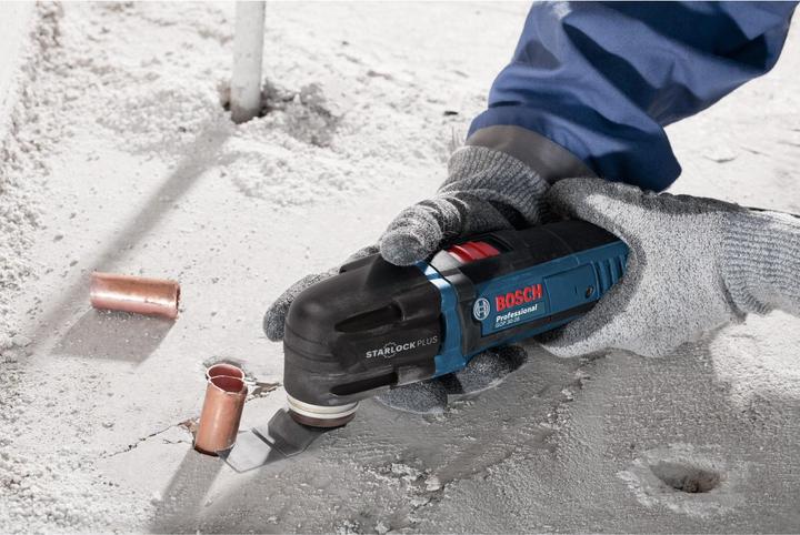 Image du produit Bosch Professional Multi-Cutter GOP 30-28, dans un carton