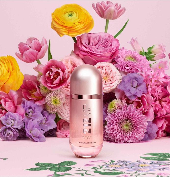 Image du produit Carolina Herrera 212 Vip Rose Eau De Perfume Spray 80ml Set 3 Pieces (Coffret de parfum)