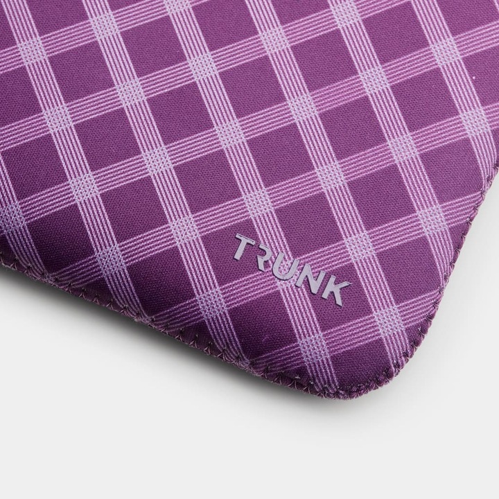 Produktbild Trunk 13" MacBook Pro & Air Sleeve, Medium Purple Tartan (13", Apple)